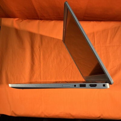 【なんば店】中古  DELL Latitude 5320 (Intel Core i7 1185G7 3.0GHz/16GB/SSD256GB/-/-/13.3/1920x1080/Wi-Fi/WEBCAM/W11H MAR) 183666 