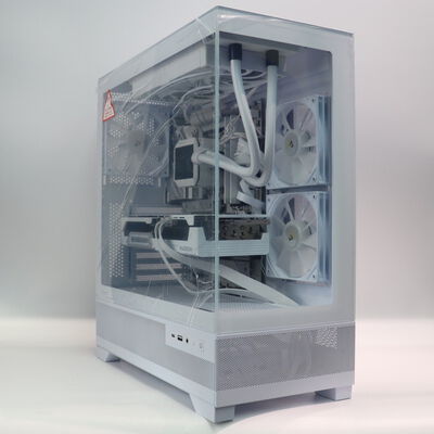 【札幌店】中古  自作パソコン(Ryzen 7 9800X3D/32GB/SSD1TB/RX9070XT/W11H) 3210015783 