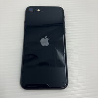 中古  【au版SIMフリー】Apple iPhoneSE 4.7インチ (第3世代) 64GB (ミッドナイト) MMYC3J/A 154842 