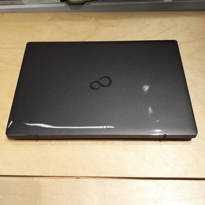 【鹿児島店】中古  富士通 FMVA53C2BH(i7-8550U/8GB/SSD256GB/W11H) 4700001055 