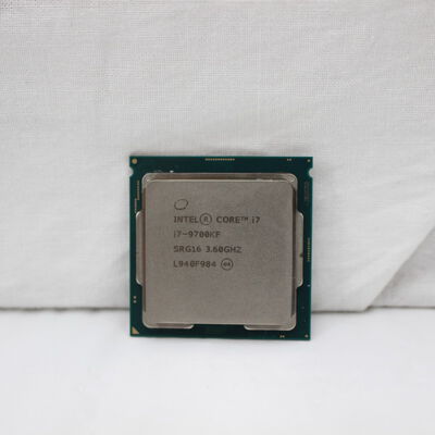 【通販センター】中古  INTEL Core i7 9700KF (1151/3.60GHz/12M/C8/T8) 139476 