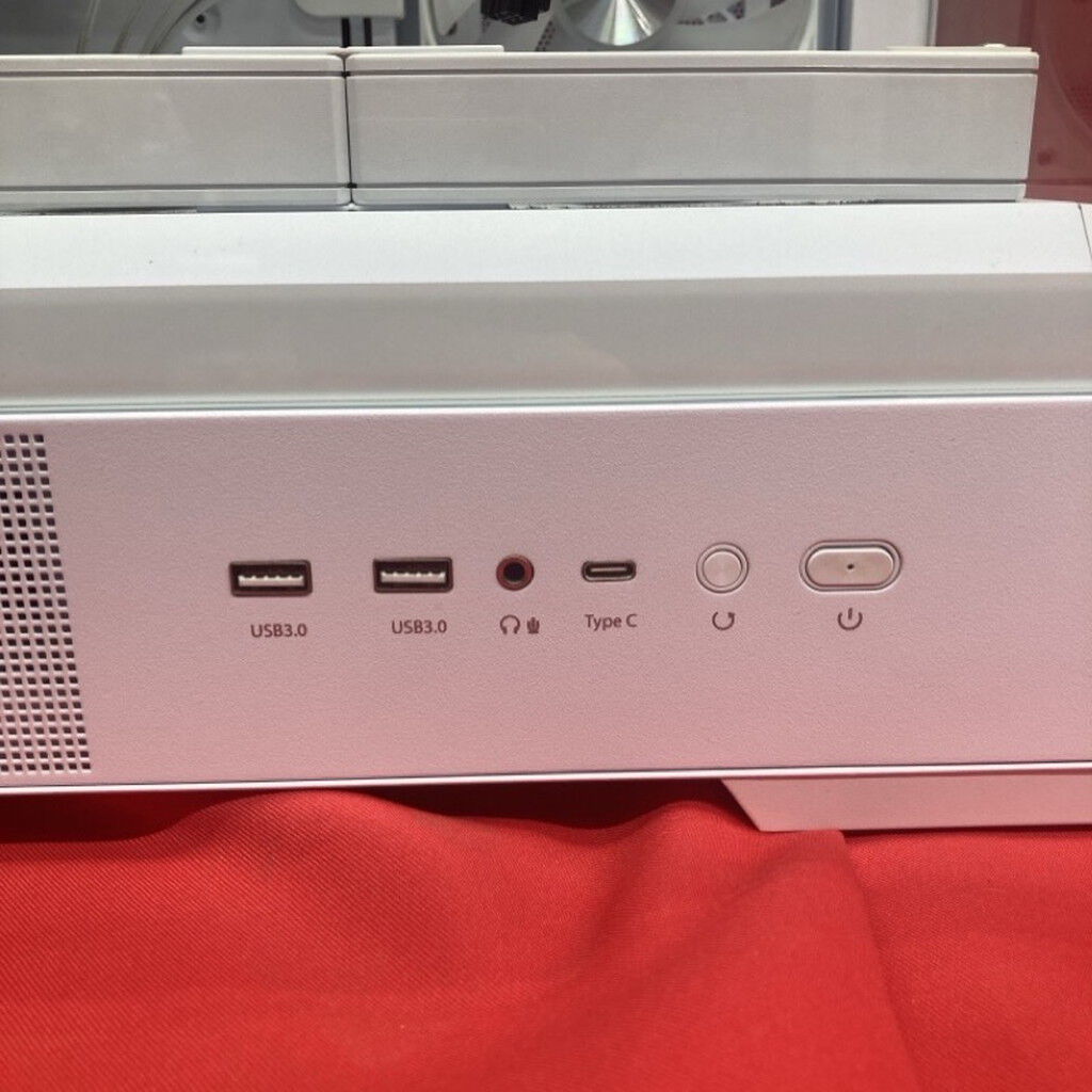 中古 自作デスクトップPC (Ryzen5 5600/32GB/SSD1TB/RTX4060Ti/W11H
