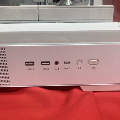 【千葉店】中古  自作デスクトップPC (Ryzen5 5600/32GB/SSD1TB/RTX4060Ti/W11H) 196443 