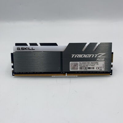 【座間相武台】中古  PC4-25600 8GB デスクトップ用(DDR4-3200) 140727 