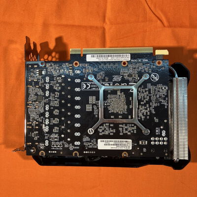 【なんば店】中古  Palit NE6406T019P1-1060F (RTX4060Ti 8GB) 158557 