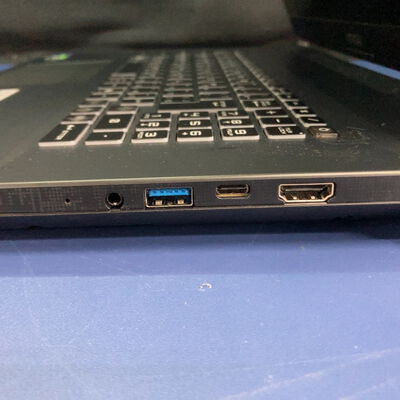 【前橋ｲﾝﾀｰｱｶﾏﾙ店】中古  MSI Katana 17HX B414WFK(i7-14650HX/16GB/SSD500GB/RTX5060/W11H) 4540002600 