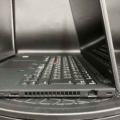 【新潟店】中古  Lenovo ThinkPad T490(i5-10210U/16GB/SSD512GB/MX250/14.0/WLAN) 3290006579 