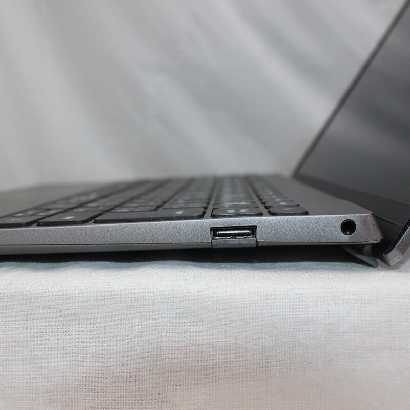 中古 Dell Vostro 5320(Intel Core i7 1260P/16GB/SSD512GB/なし/オン
