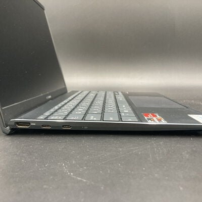 【熊本浜線店】中古  ASUS ZenBook UM425I(Ryzen 7 4700U/8GB/SSD512GB/W11H) 5370000472 