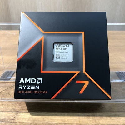【姫路店】中古  AMD Ryzen 7 9700X (AM5/3.8GHz/40M/C8/T16/65W) 169022 