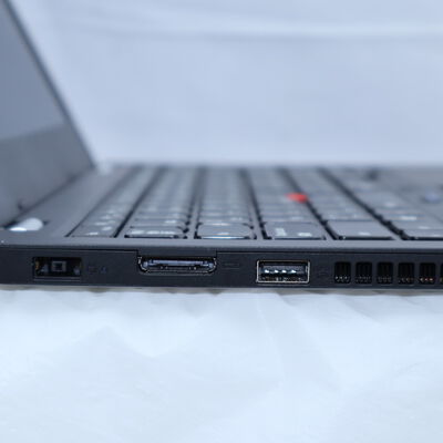 【通販センター】中古  【ジャンク品/保証無/返品質問不可】Lenovo ThinkPad 13 (Core i5-6200U/4GB/オンボード) 202869 