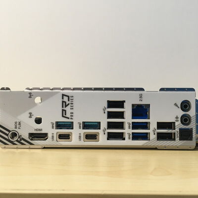 【博多店】中古  ASRock X870 Pro RS (X870 AM5 ATX DDR5) 172199 
