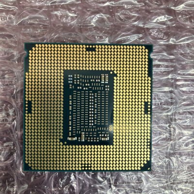 【富士青葉店】中古  INTEL Core i7 8700K (1151/3.70GHz/12M/C6/T12) 136197 