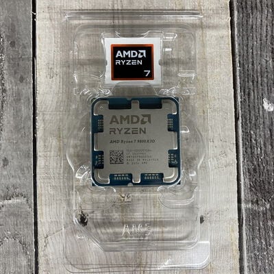 【広島店】中古  AMD Ryzen 7 9800X3D (AM5/4.7/104M/C8/T16/120W) 172566 