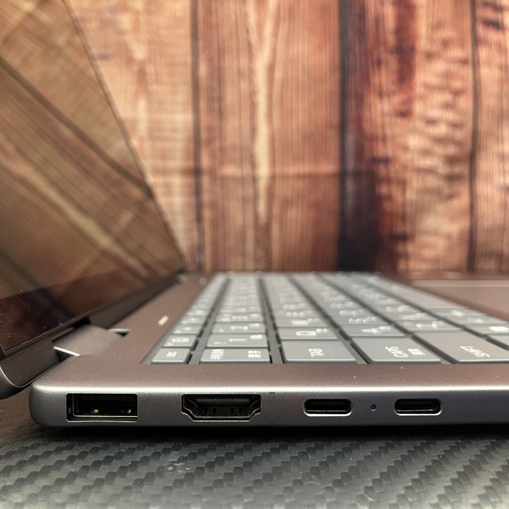 中古 HP envy x360 2-in-1 laptop 14-fa0035AU 5070001796 （341107