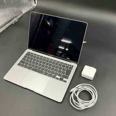 【大須店】中古  Apple MacBook Air 13インチ 2020 (M1 8CPU 8GPU/8GB/512GB) シルバー MGNA3J/A 144577 