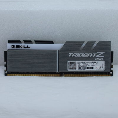【通販センター】中古  PC4-25600 16GB デスクトップ用(DDR4-3200) 140728 