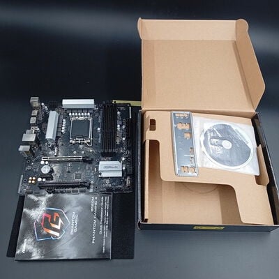 【大須店】中古  ASRock B660M Phantom Gaming 4 (B660 mATX DDR4) 150359 