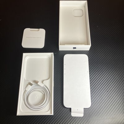 【富士青葉店】中古  【docomo版SIMフリー】Apple iPhone15 無印 128GB ブラック MTMH3J/A 161068 