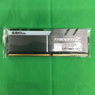 【川崎店】中古  PC4-25600 8GB デスクトップ用(DDR4-3200) 140727 