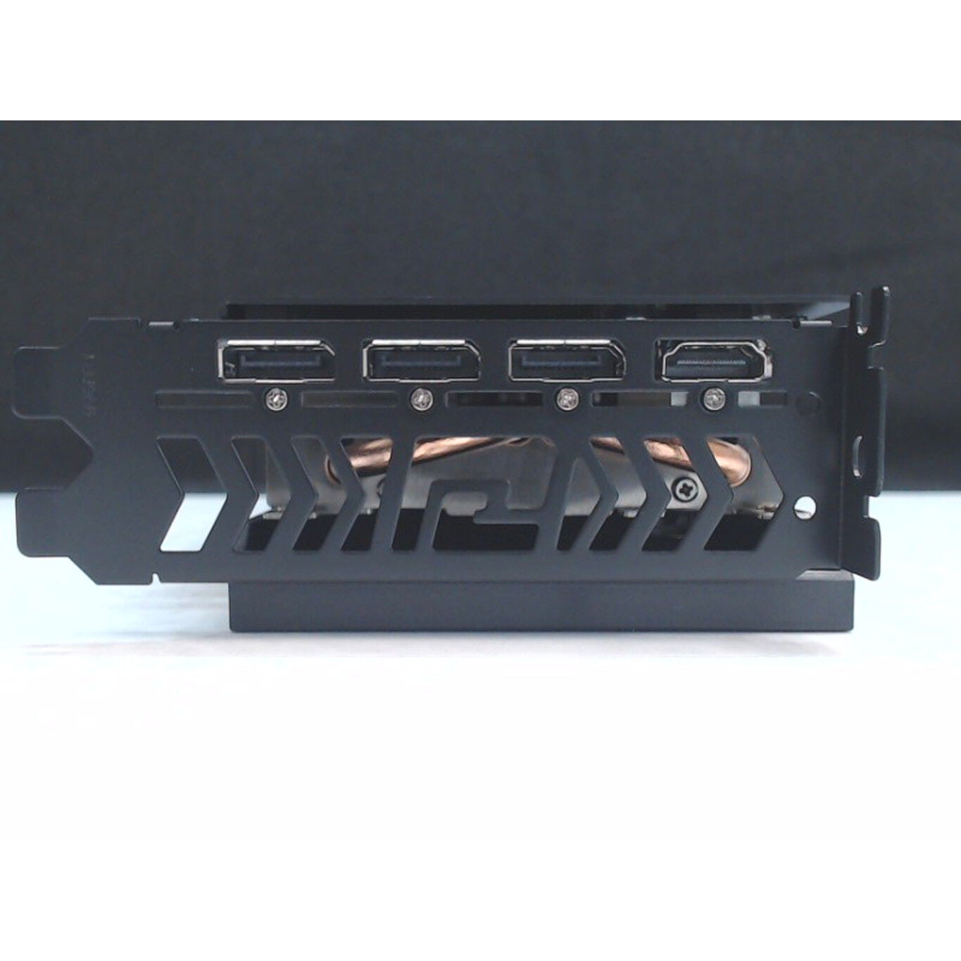 中古 玄人志向 RD-RX7800XT-E16GB/DF (RX7800XT 16G) 4540001599