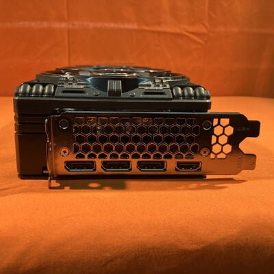 【なんば店】中古  Palit NE75070019K9-GB2050A GamingPro (RTX5070 12G) 176909 