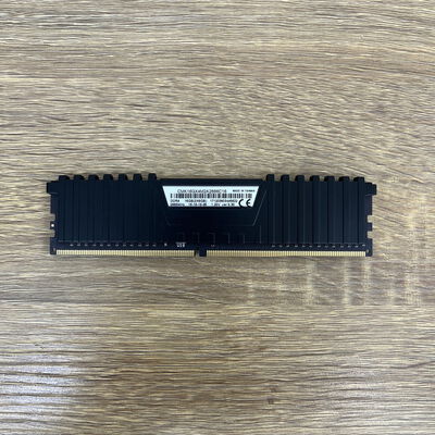 【津ラッツ店】中古  PC4-21300 8GB デスクトップ用 126165 