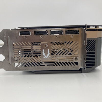 【白山FM松任店】中古  ZOTAC ZT-B50800J-10P (RTX5080 SOLID OC 16GB) 176537 