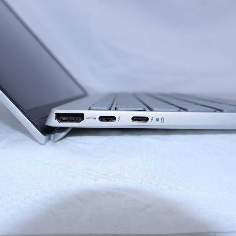 中古 DELL Inspiron 13 5330(Intel Core i5 1340P/16GB/SSD512GB/なし