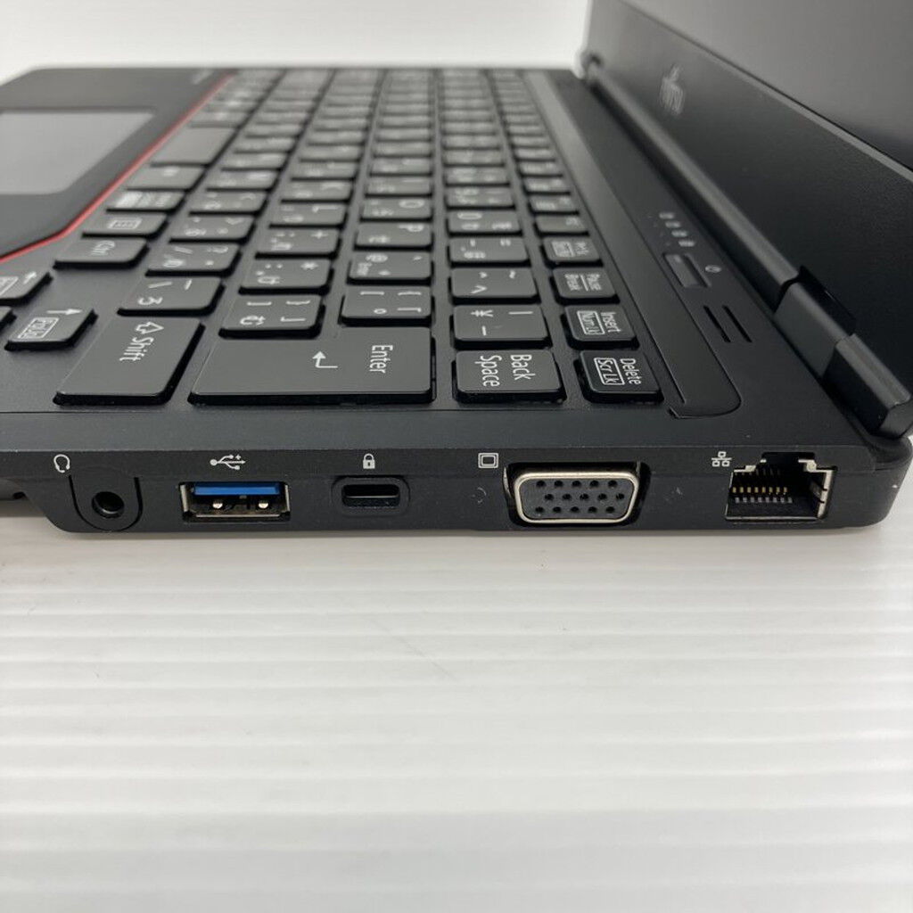 中古 FUJITSU Lifebook U7310/D(i5-10310U/16GB/SSD256GB/W11P