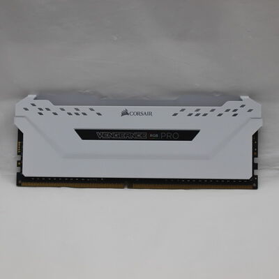 【通販センター】中古  PC4-25600 8GB デスクトップ用(DDR4-3200) 140727 