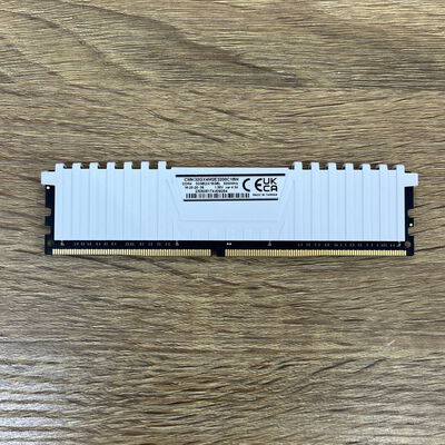 【津ラッツ店】中古  PC4-25600 16GB デスクトップ用 140728 