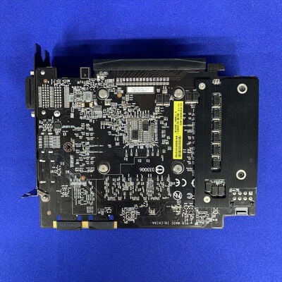 【横浜駅前店】中古  GIGABYTE GV-N1070IXOC-8GD(GTX1070 8G GDR5) 3400008876 