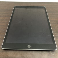 中古  Apple iPad 10.2インチ（第9世代/2021）Wi-Fi 64GB シルバー MK2L3J/A 147566 