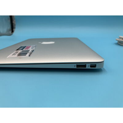 【秋葉原本店】中古  Apple MacBook Air 13インチ Early 2015 Core i5 1.6GHz/4GB/128GB SSD 3410011592 