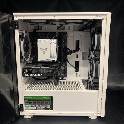 【横浜駅前店】中古  自作PC  (Intel Core i3 12100F /16GB/SSD256GB//RTX4060/Windowsなし/有線LAN◯無線LAN&times;) 3400008994 