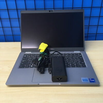 【博多店】中古  DELL Latitude 5320 (Intel Core i7 1185G7 3.0GHz/16GB/SSD256GB/-/-/13.3/1920x1080/Wi-Fi/WEBCAM/W11H MAR) 183706 
