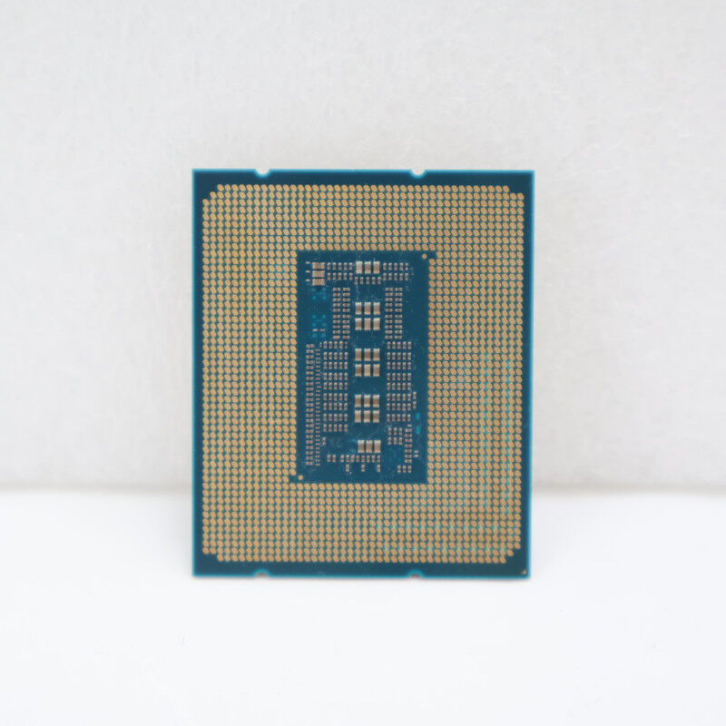 中古 INTEL Core i7 14700KF (1700/3.4G/33M/C20/T28) 160701 （388693