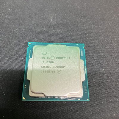 【大宮店】中古  INTEL Core i7 8700 (1151/3.20GHz/12M/C6/T12) 136198 