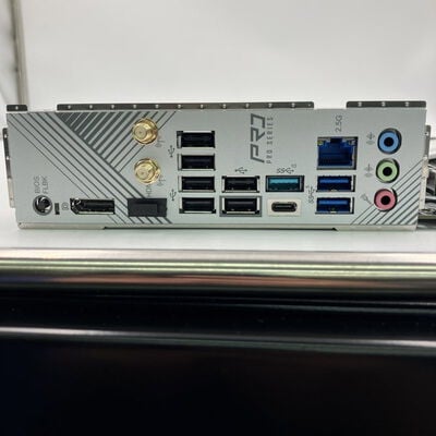 【なんば店】中古  ASRock B650 Pro RS WiFi (B650 AM5 ATX DDR5) 3280022026 