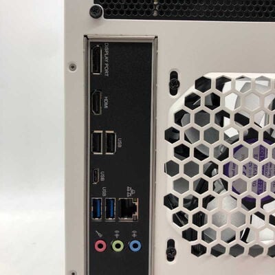 【郡山安積店】中古  G-Tune DG-I7G60(i7 13700F/DDR5 32GB/M.2 SSD 1TB/なし/RTX4060 8GB/W11H) 4640002770 