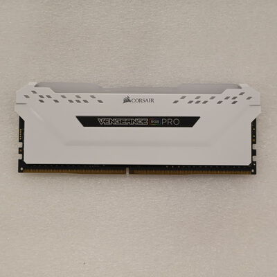 【通販センター】中古  PC4-25600 8GB デスクトップ用(DDR4-3200) 140727 