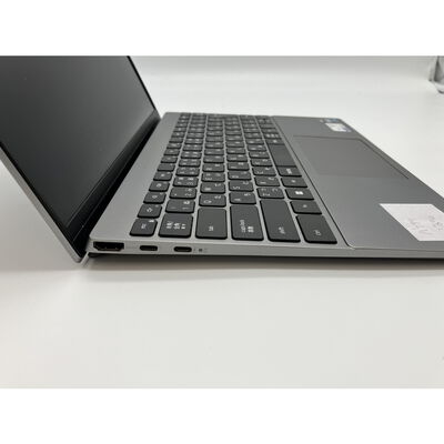 【秋葉原本店】中古  DELL Vostro 5320(i5-1240P/8GB/SSD256GB/W11H) 3410011632【8/14価格改定!】 