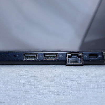 【通販センター】中古  【ジャンク品/保証無/返品質問不可】Dynabook dynabook G83/FP A6G7FPF2D511(Intel Core i5 10210U/8GB/SSD256GB/なし/オンボード/13.3/1920x1080/Wi-Fi/OSなし) 185245 