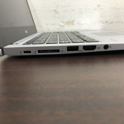 【福山ココローズ店】中古  NEC VersaPro タイプVB PC-VKM17BZG4 (Core i5 8350U/8GB/SSD256GB/-/オンボード/12.5/1366x768/Wi-Fi/WEBCAM/W11H64 MAR) 186183 