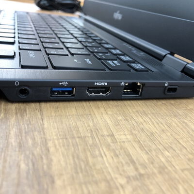 【姫路店】中古  FUJITSU LIFEBOOK U7410 (INTEL Core i5 10310U 1.7GHz/16GB/SSD256GB/-/オンボード/14/1366x768/Wi-Fi/WEBCAM/W11H64/Microsoft Office Home and Business 2024付) 180536 