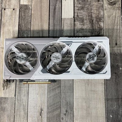 【広島店】中古  ASRock RX9070XT SL 16G Steel Legend 16GB (RX9070XT 16G) 176937 