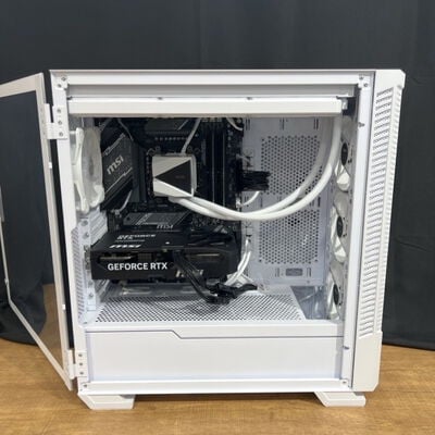 【静岡東瀬名店】中古  FRONTIEA FRMFGB650/WS0123(Ryzen 7 9700X/32GB/SSD1TB/なし/RTX5070 12GB/W11H) 5140001706 