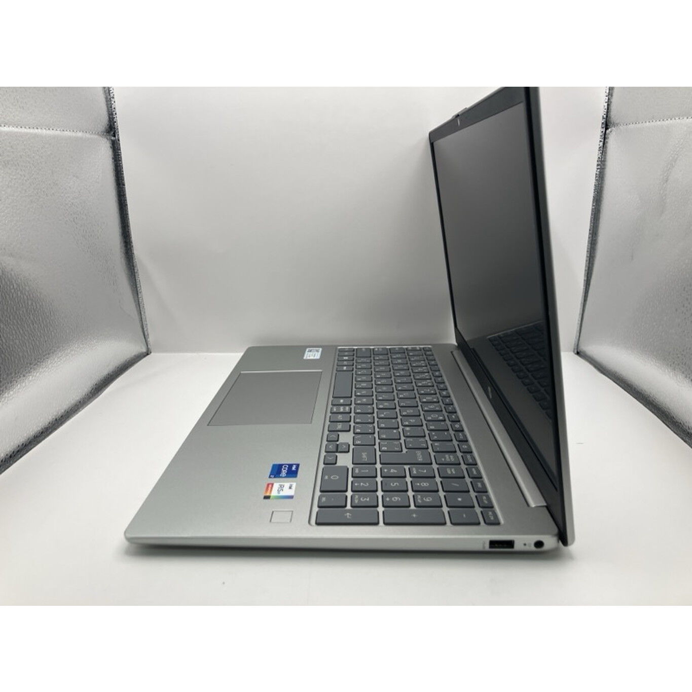 中古 HP Laptop 15-fd0043TU (Core i7-1355U/16GB/SSD 512GB/-/-/WLAN