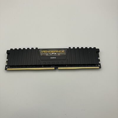 【秋葉原本店】中古  PC4-24000 16GB デスクトップ用 135636 
